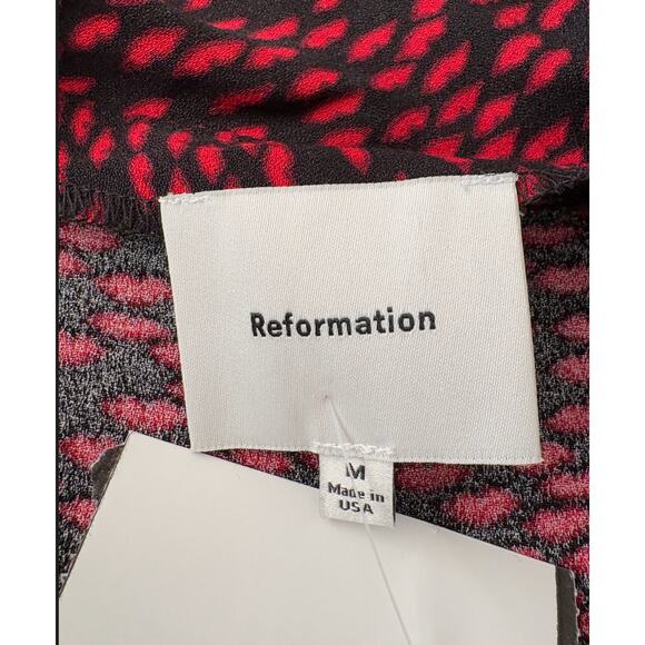 Reformation Loris Red Lips Print Top Size 6 Short Sleeve Button Blouse - Picture 5 of 8